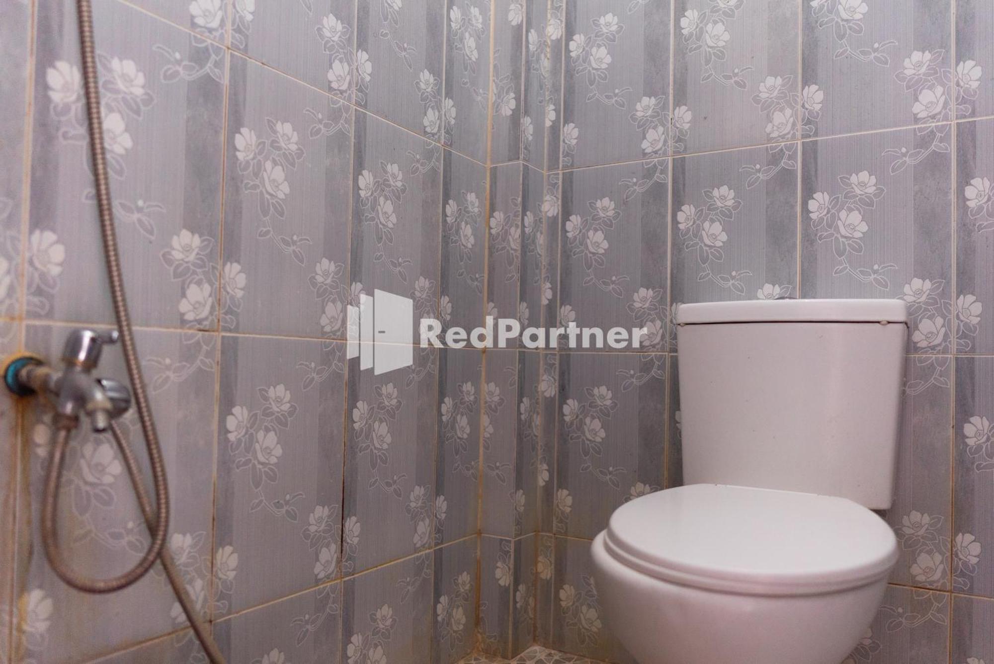 Pondok Kelapa Homestay Lampung Mitra Reddoorz Bandar Lampung Quarto foto